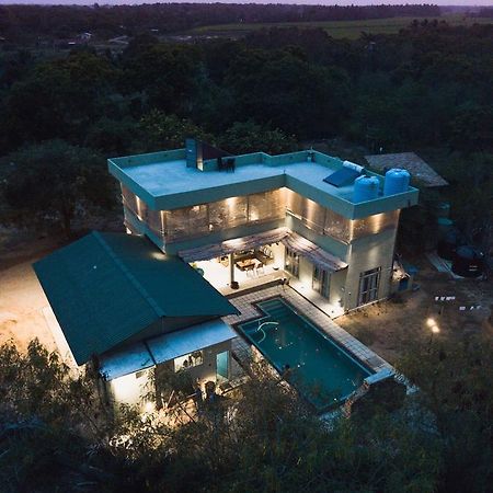 Forestville Yala Bagian luar foto