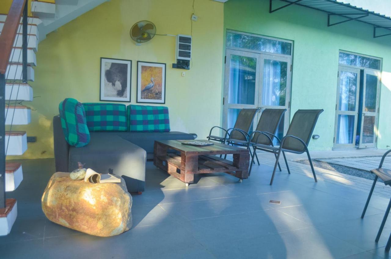 Forestville Yala Bagian luar foto