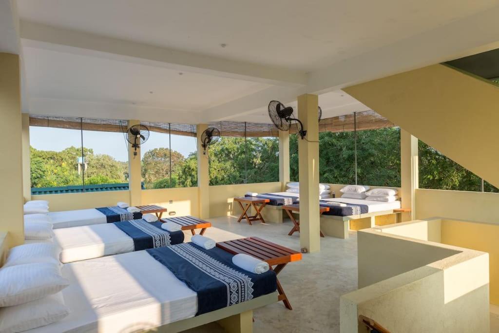 Forestville Yala Bagian luar foto