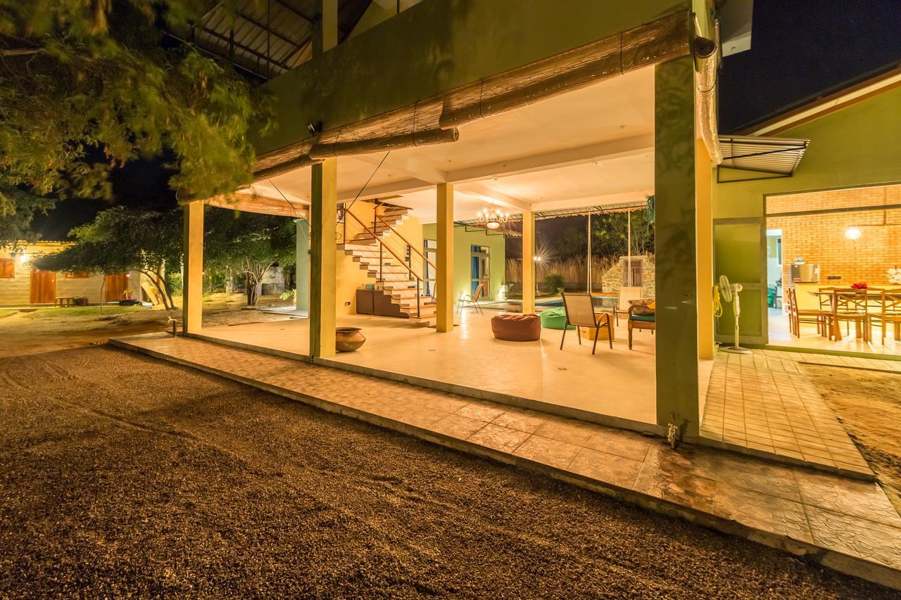 Forestville Yala Bagian luar foto
