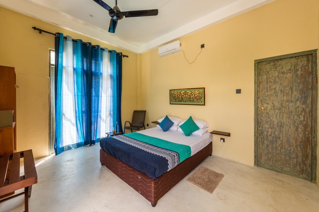 Forestville Yala Bagian luar foto